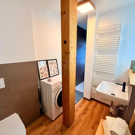 Dombergblick - Suhl, Stadtmitte Appartement *